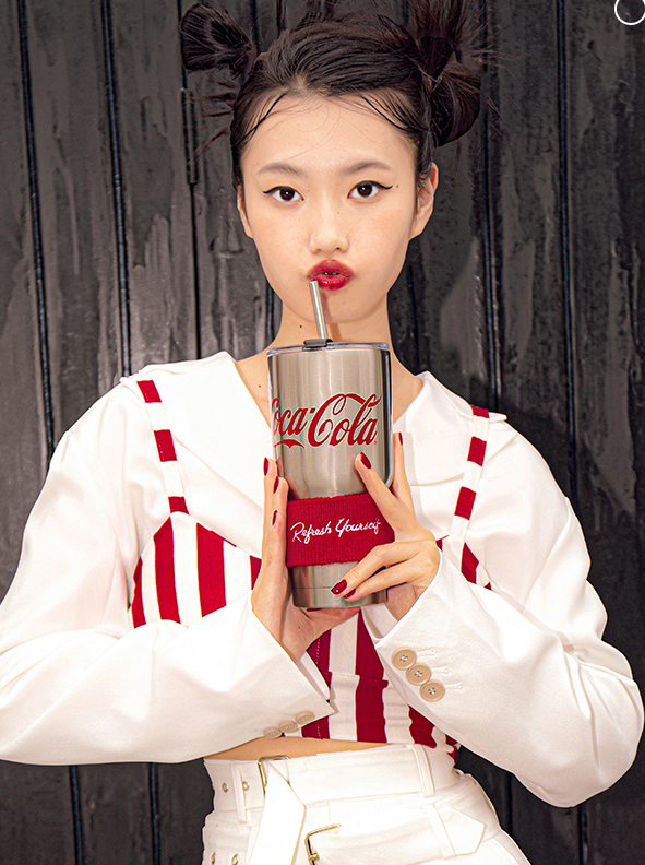 名创优品会闪的身体乳