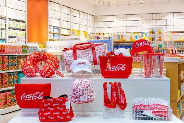 名创优品会闪的身体乳