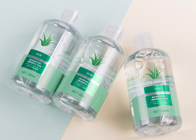 名创优品会闪的身体乳