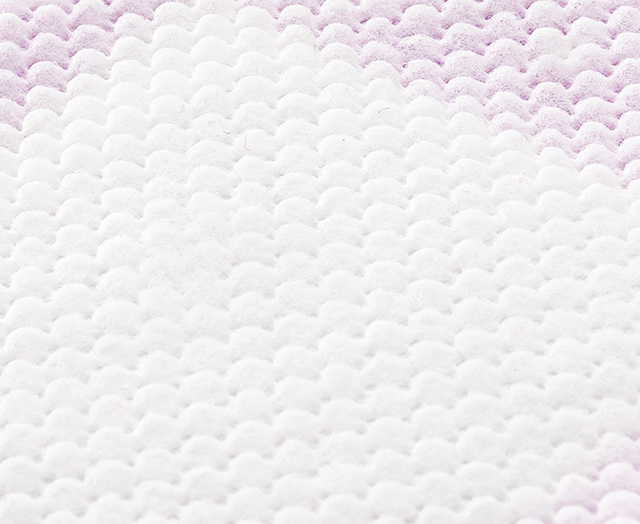 名创优品会闪的身体乳