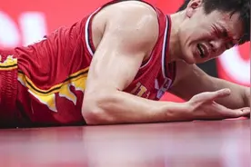 吉林锋线大将姜宇星眼部受伤缝十针 返回酒店养伤已无大碍图片