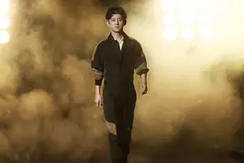 《运动吧少年》火药味超强 何炅自曝吓到腿软图片