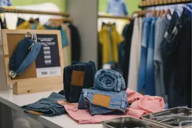 Levi’s二季度销售额下跌62%，全球700个工作岗位面临裁员图片