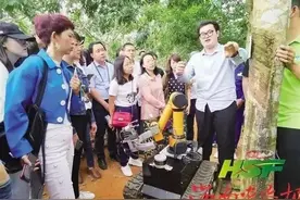 海南橡胶割胶机器人项目通过验收图片