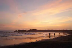 镰仓永远是夏天，人们永远在恋爱图片