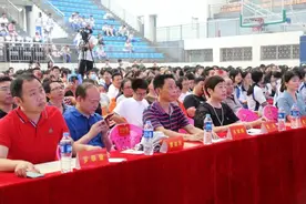 高考之后，益阳这所高中的毕业典礼看了真暖心图片
