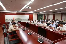 空气质量连续下滑，江苏多地官员被约谈图片