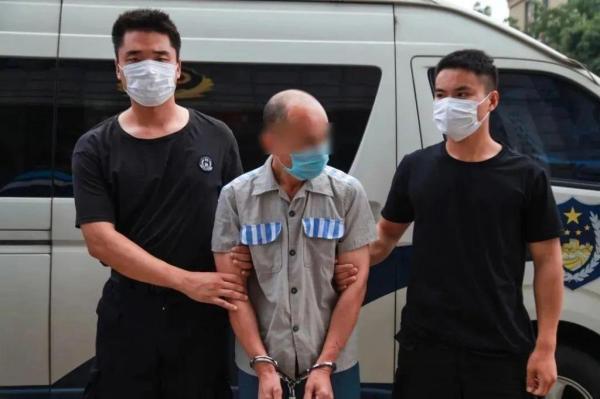 97岁的浙江老太被杀害在自家卧室，26年后，警方在江西一个监狱里找到了凶手