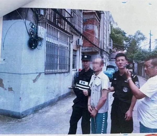 97岁的浙江老太被杀害在自家卧室，26年后，警方在江西一个监狱里找到了凶手