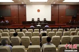 河北人大常委会原副主任张杰辉受贿超1.2亿 获刑15年图片