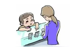 14岁小孩一口气买三部手机！家长退货无果：这钱该不该退？图片