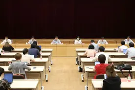 关键时刻，央妈重磅发声图片