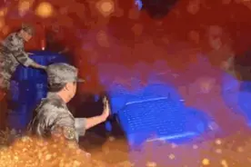 高考名场面集锦！看完笑着哭了……图片