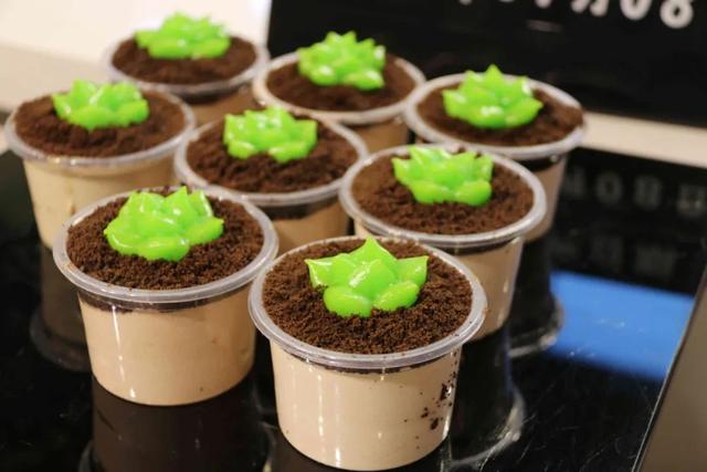 不限时！不限量！高性价比海鲜自助！海鲜、火锅、烤肉……300+菜品无限畅吃
