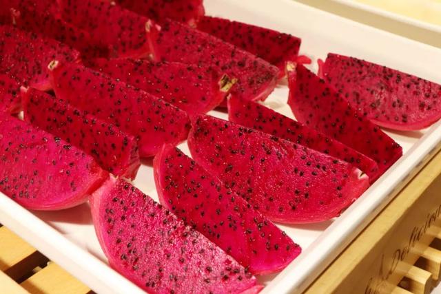 不限时！不限量！高性价比海鲜自助！海鲜、火锅、烤肉……300+菜品无限畅吃