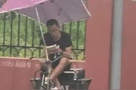 杭商院一“外卖小哥”考上研 曾为创业“荒废”学业图片