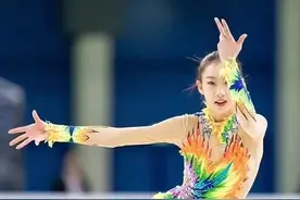 《冰雪知识微课堂》陈虹伊：花样滑冰服装的变迁图片