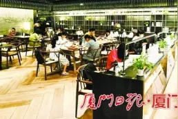 厦门：高温天气下KTV成新“避暑胜地”叔叔阿姨也爱去唱歌图片