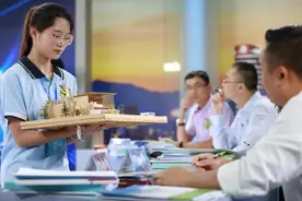 第六届大学生创业公开课总决赛开赛 江西中医药大学项目夺冠图片