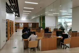 约吗？自助图书馆延长开放时间“拍了拍”你！！图片