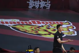 篮球——CBA复赛第二阶段：广东东莞银行迎战八一南昌图片