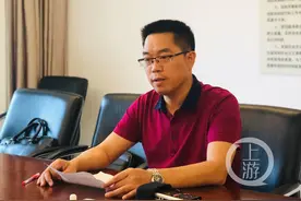 中考试卷点评·化学｜注重知识与生活的联系 医用口罩防护服入题图片