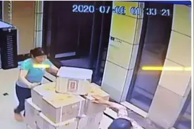 家里存放1000多箱白酒，重达3吨！网友：这是想干啥啊？图片