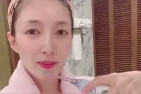 明星网红都在带货的水牙线，牙医自己会用吗？快报记者询问了12位口腔医院医生，他们最推荐这两个工具图片