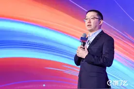 “外卖员”王一博上岗，饿了么大“变脸”，让你不饿也要用？图片