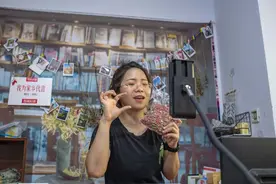 “90后”湘妹子：我在新疆带货助农图片