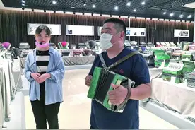 新疆塔城：一座城和一架琴的故事图片
