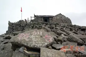 真·秦岭之巅！探寻秦岭C位担当太白山：高出关中平原3000多米图片