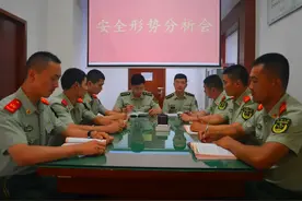 筑牢部队安全基石图片