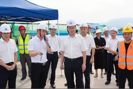 陈龙在金义新区调研时强调：加快把城市的核心区亮出来图片