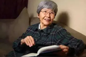 努力追寻崇高的精神境界 | 人民论坛图片