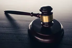 视频教人“自造”轻微伤，女律师借助新媒体搞“普法”跑偏了图片