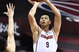 篮球——CBA复赛第二阶段：广东东莞银行迎战时代中国广州图片
