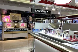 高端化妆品消费渠道悄然生变 百货店主渠道地位开始动摇图片