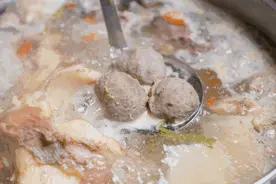 没有一头牛可以从潮汕全身而退图片