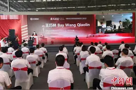 中车株机为土耳其伊斯坦布尔新机场线研制的首列地铁下线图片