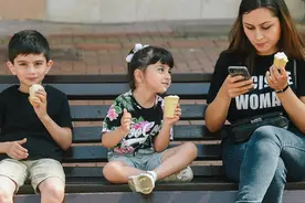 俄罗斯冰淇淋成中国消费者新宠，双边食品贸易日渐繁荣图片