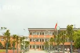 安徽宿松：沿江圩区被洪水所淹 紧急安置村民图片