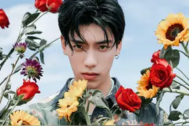 王子异生日海边大片 夏日少年音乐回馈粉丝图片