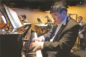 用指尖打造与芭蕾的“天作之合”图片