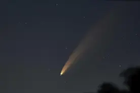 未来几周，一颗肉眼可见的彗星将现身加拿大夜空图片