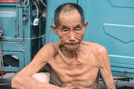 2020.7.15上班路上的街拍图片