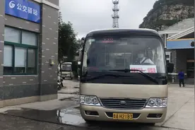 大山里的公交车：通往济南海拔最高村落 为两户人家专门设站点图片