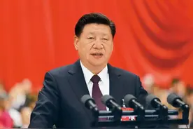 习近平：《中国共产党领导是中国特色社会主义最本质的特征》图片
