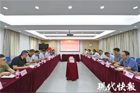 打造国内一流古生物科普传播中心，“凤凰·南古联合科学传播中心”成立图片