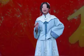 16岁“神童少女”之父：作诗其实是“比打字速度”，未来想让女儿成为领导图片